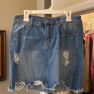 Rewash Brand jean skirt. Size 5/27.
